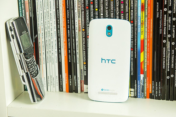 HTC Desire 500 (4).jpg